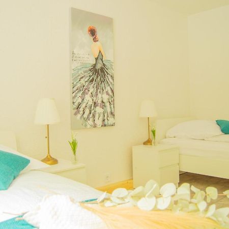 Wellnessoase Mitten In Der Wasserfallstadt Triberg Triberg im Schwarzwald Εξωτερικό φωτογραφία